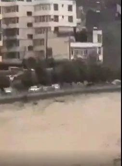 甘肃文县形成堰塞湖59人被困，这些人是怎么被困的？