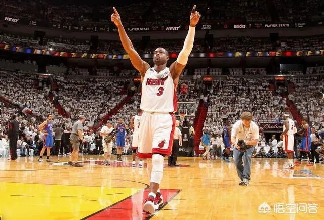 最后时刻连进三分+绝杀，韦德还好意思退役吗？