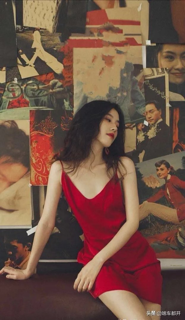 谁手机里有美女美景图片，能不能分享让大家看看？