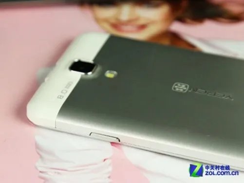 5.5英寸亲民四核机 誉品小刚手机评测