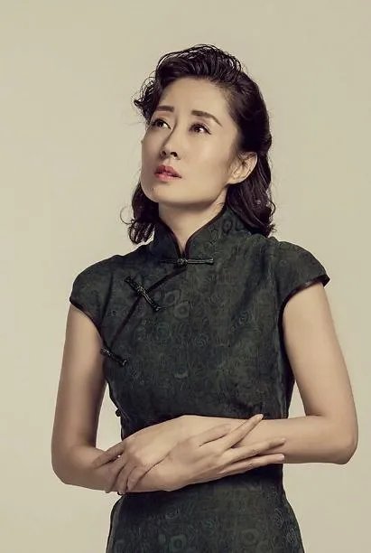 为什么刘敏涛能凭借一首歌一夜爆红？