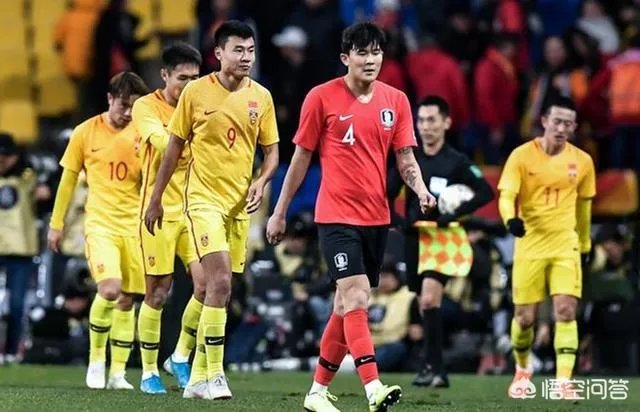 李铁带领的中国男足在东亚杯获得了季军，大家怎么看？
