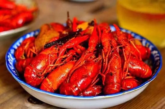 襄阳有哪些美食街，有哪些特色菜？