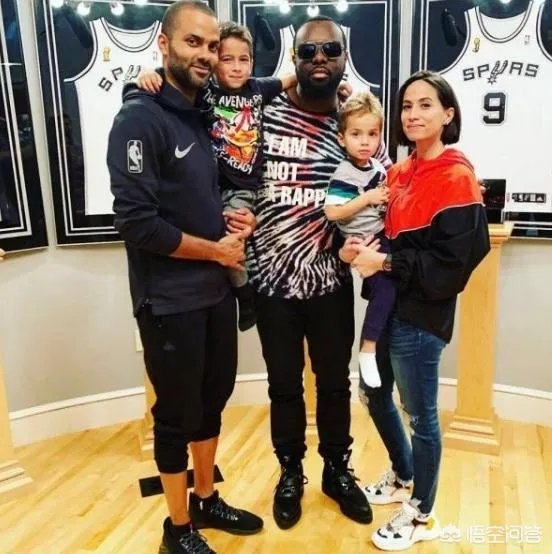 帕克球衣退役仪式，帕克的美丽娇妻抢镜一夜爆红，她是谁，有啥来头呢？