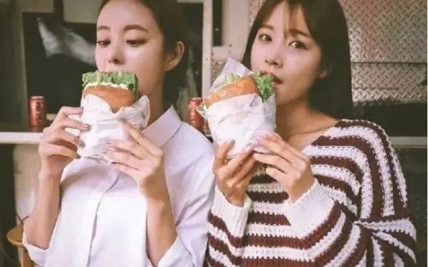 德国人是如何吃螃蟹的？