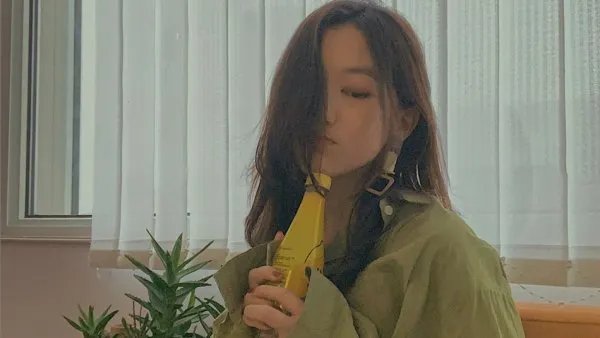 李嫣深夜发文被指大尺度,疑似少女青春期萌动,你怎么看?