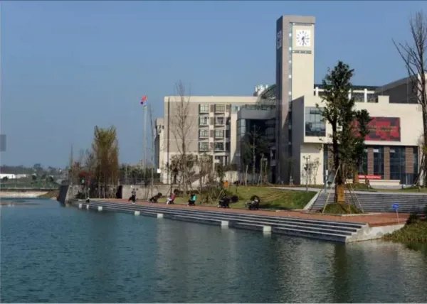 重庆二本大学排名