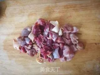 鸡肉炖土豆