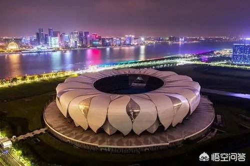 杭州天都城山寨了整个巴黎，大家怎么看？