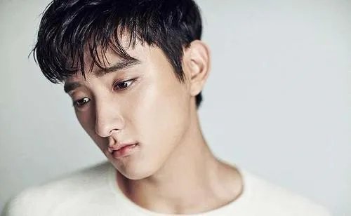 于小彤陈小纭被曝分手，生日零互动是否早已分手?