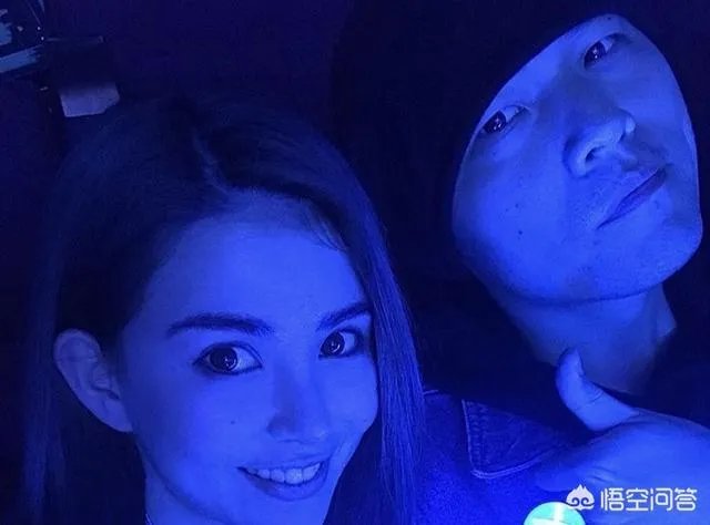 张学友演唱会大咖云集，明星追星比普通人还疯狂吗？