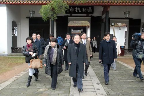 丹羽宇一郎的评论