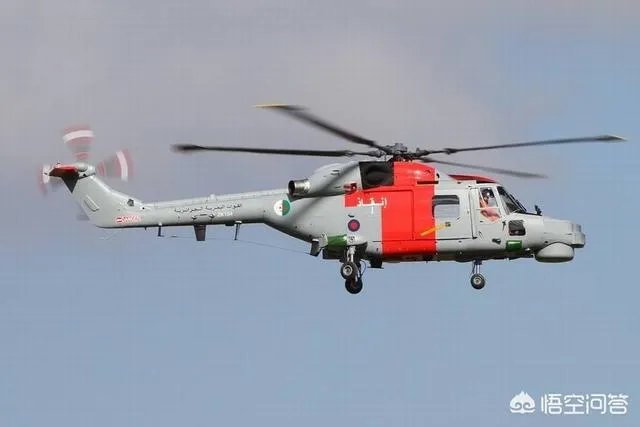 “山猫”轻型直升机