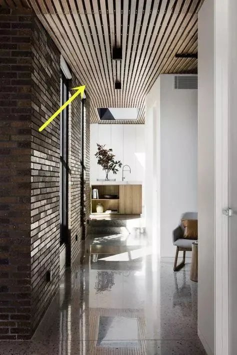 谁家还做石膏板吊顶？早知天花板装这种这么显档次，我家也装了！