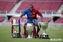 亚亚·图雷宣布退役，如何评价他的职业生涯？巅峰期的他有多强？