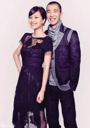 徐静蕾和黄立行还在一起吗？