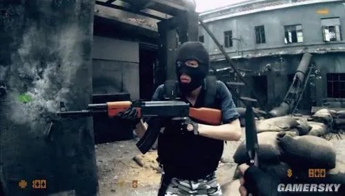 《爱情公寓3》惊现真人版CS 学习小胖作弊瞄准