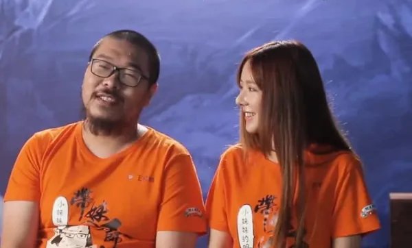 《炉石传说》:主播王师傅太大男子主义,妻子提出离婚,你怎么看这段感情?