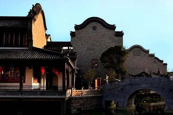 龙潭水乡为什么会被称为成都小周庄？门票多少钱？