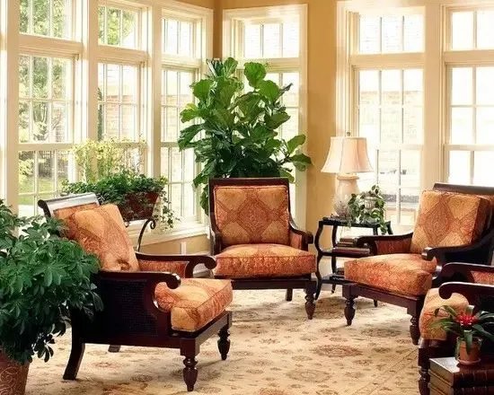 冬日里的花园阳光房，尽享暖暖的春色