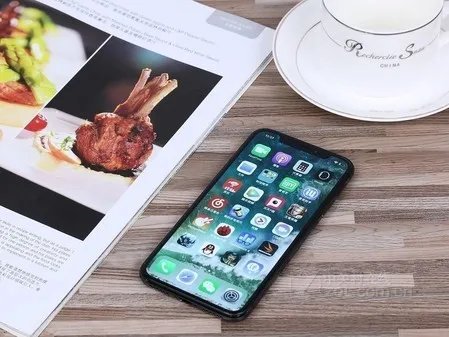 分辨率高 64苹果iPhoneX现售价8000元