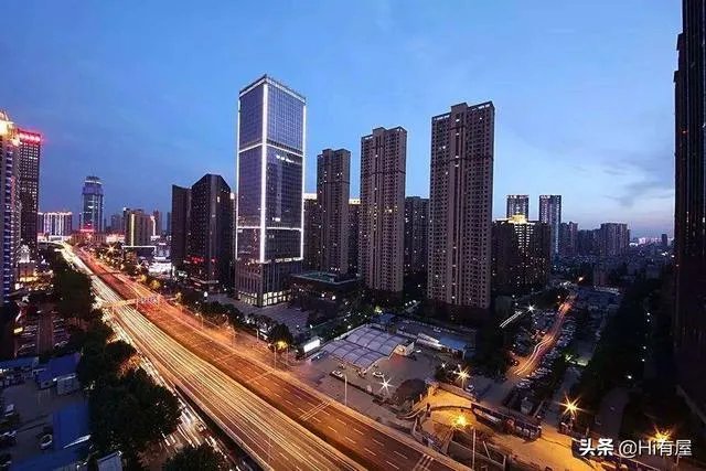 在武汉，有20w，我到底是买房还是租房，未婚？