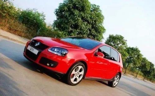 高尔夫GTI和高尔夫R有什么区别？