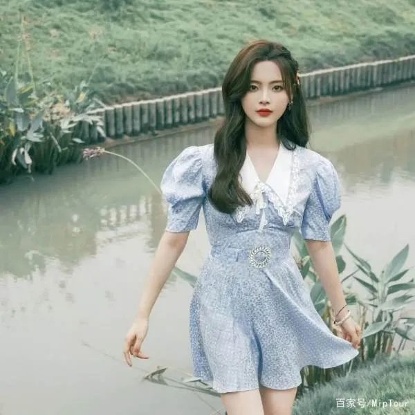 22岁杨超越为什么不能落户上海？