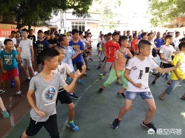 丛飞白眼狼事件原委