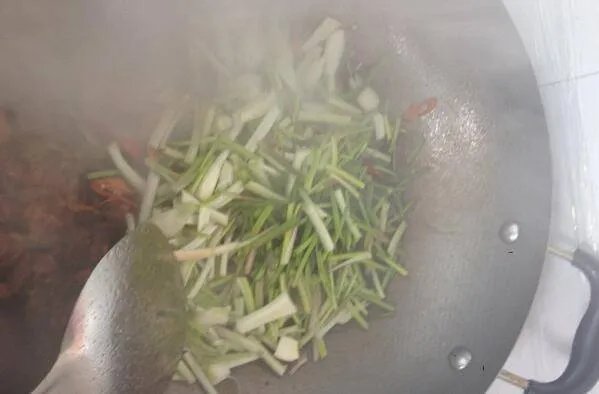 腊鸭怎么炒好吃又简单