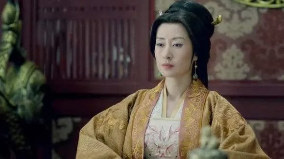 为什么刘敏涛能凭借一首歌一夜爆红？