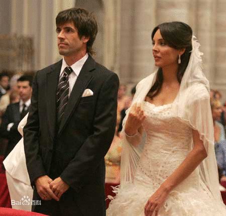 大卫·阿尔贝尔达·阿利克斯的宣布退役