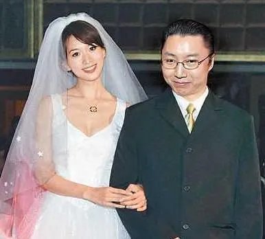林志玲婚礼现场为什么哭成泪人？