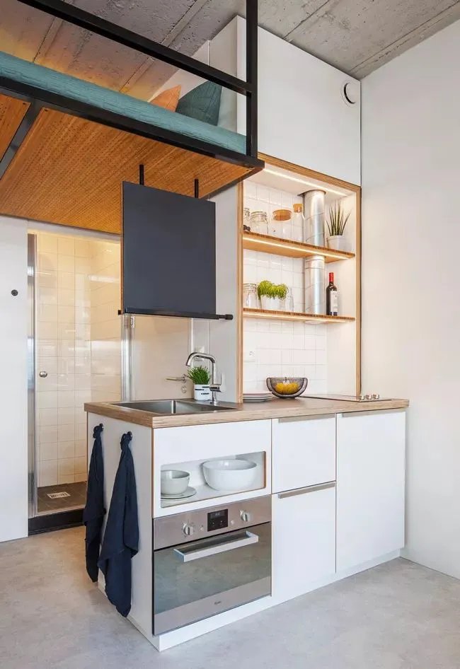 环球家居悬吊式卧室,书柜式阶梯，都是小空间好招数！