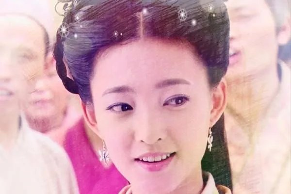 王丽坤岁数成谜，她到底几岁了？