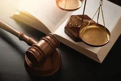 牡丹江一保安毒死11只宠物狗获刑3年，他的动机是什么？