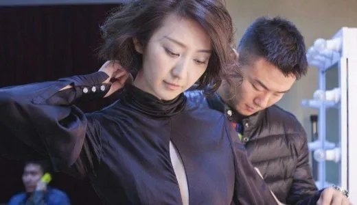 唐一菲出道前演过什么角色？她怎么和凌潇肃在一起的？