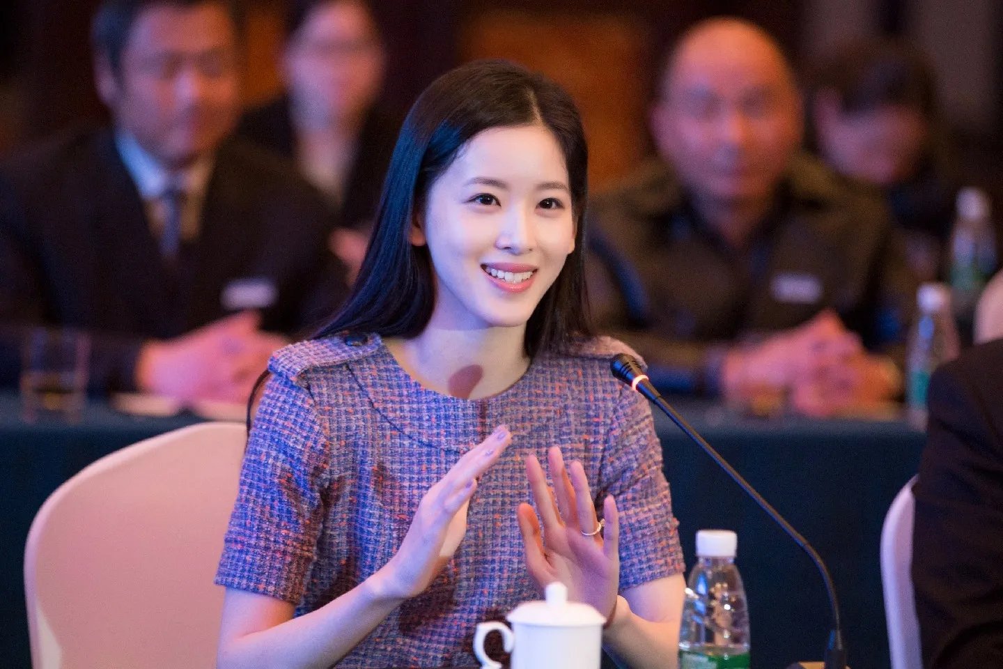 苏芒、奚梦瑶和章泽天聚餐，章泽天为何能有如此强大的朋友圈？