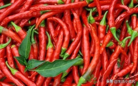 如何切辣椒不辣手？