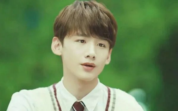 白敬亭说我曾是顶流现在只能耍猴上热搜，他还有哪些有趣发言？