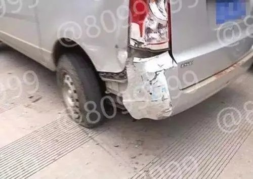 10岁熊孩子没写完作业，开车连撞7辆车，你怎么看？