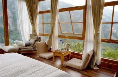 如何贴窗户玻璃贴膜