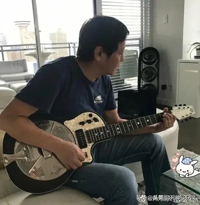 为什么98年的王杰和2000年的王杰变化那么大？