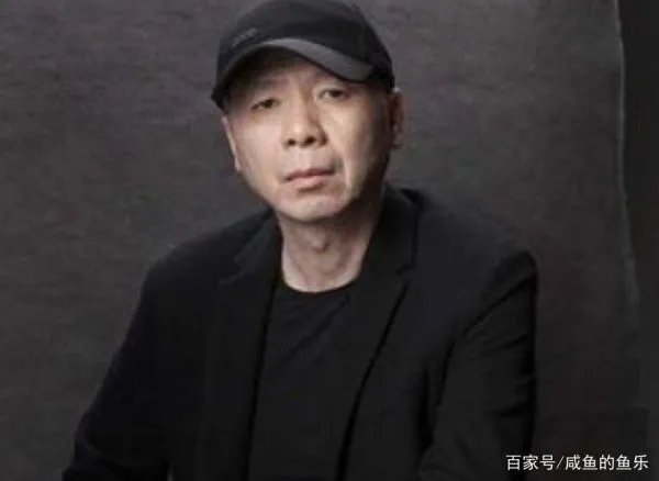 冯小刚病情加重，收入过亿却久病不医，原因是什么？