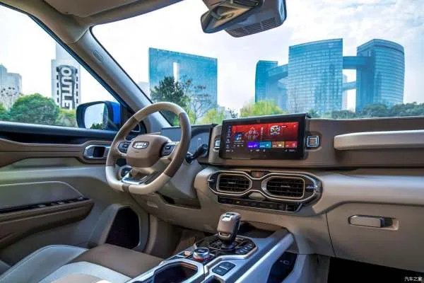 吉利ICON已经上市，共四款车型，不推荐买最贵版本