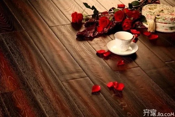 实木复合地板价格表 看清楚别买亏了