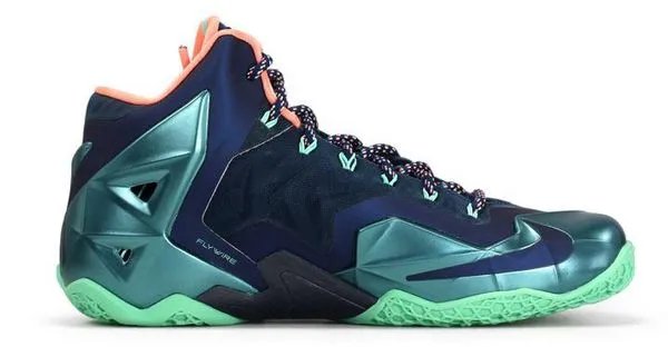 这鞋是詹11什么