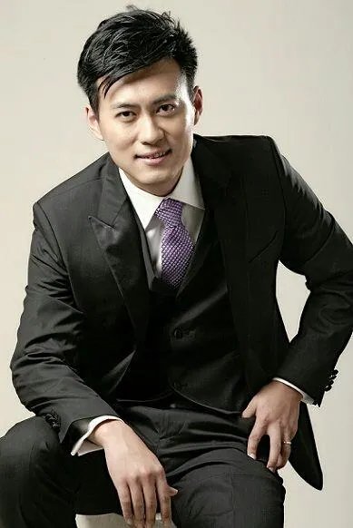 这个演员叫什么名字？