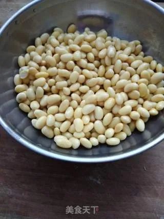 海带黄豆排骨汤