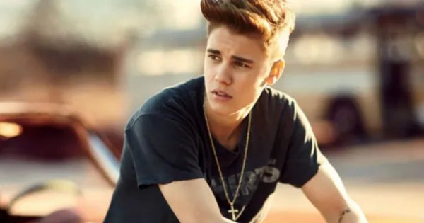 贾斯汀比伯除了这次来华被拒， 以前他来过中国开演唱会吗，是什么时候，都在哪，一共多少次。